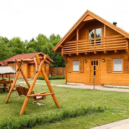 Family Panzio Es Hazak Pensiune Lipót